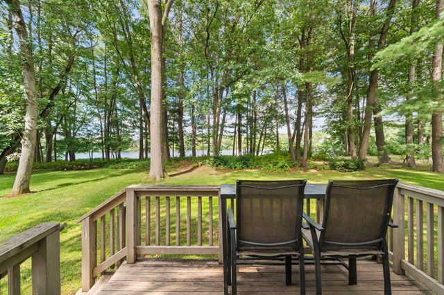 278 Wellman Ave 278, Chelmsford, MA 01863