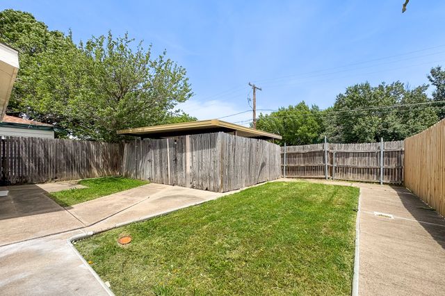 5925 Timbercrest Drive, Arlington, TX 76017