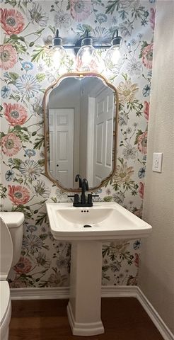 516 E Alice Ave, Kingsville, TX 78363