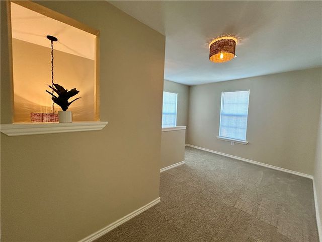 516 E Alice Ave, Kingsville, TX 78363