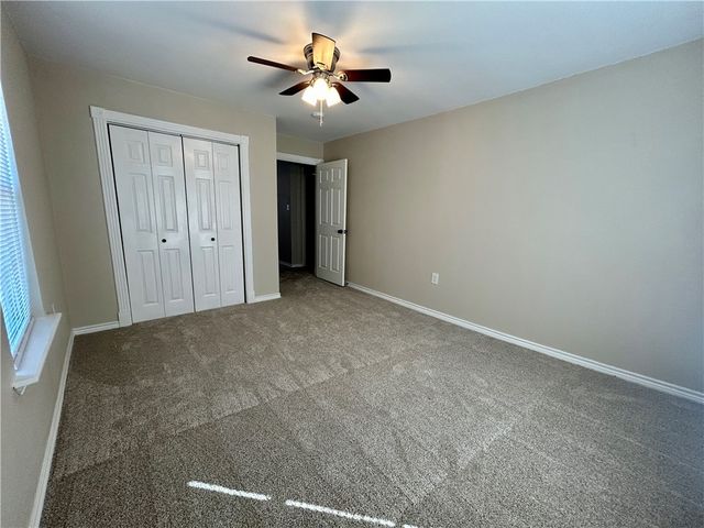 516 E Alice Ave, Kingsville, TX 78363