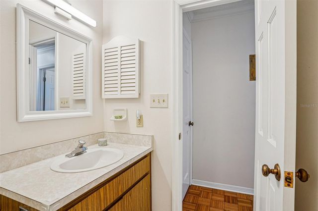 37048 COUNTY ROAD 452, Grand Island, FL 32735