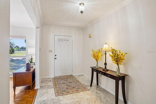 37048 COUNTY ROAD 452, Grand Island, FL 32735