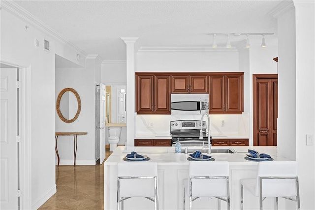 3606 S Ocean Boulevard PH-1008, Highland Beach, FL 33487