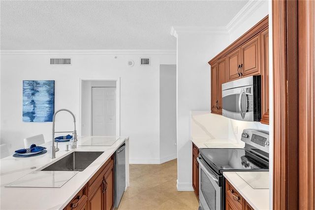 3606 S Ocean Boulevard PH-1008, Highland Beach, FL 33487