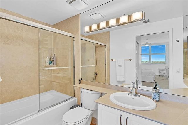 3606 S Ocean Boulevard PH-1008, Highland Beach, FL 33487