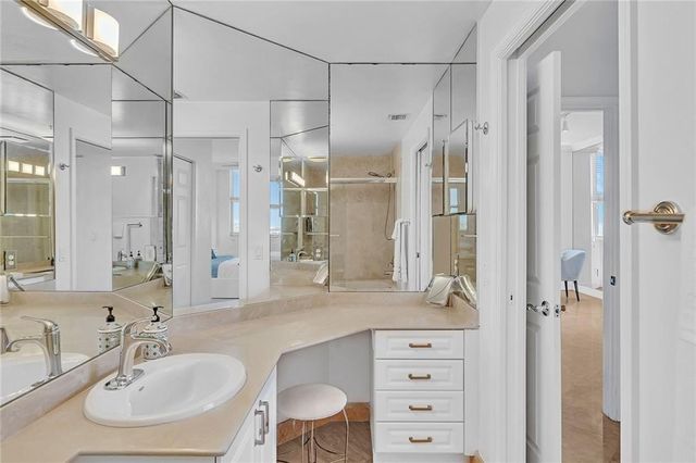 3606 S Ocean Boulevard PH-1008, Highland Beach, FL 33487