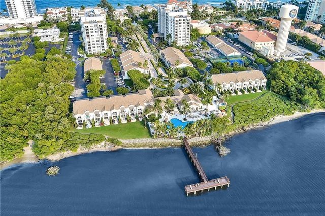 3606 S Ocean Boulevard PH-1008, Highland Beach, FL 33487