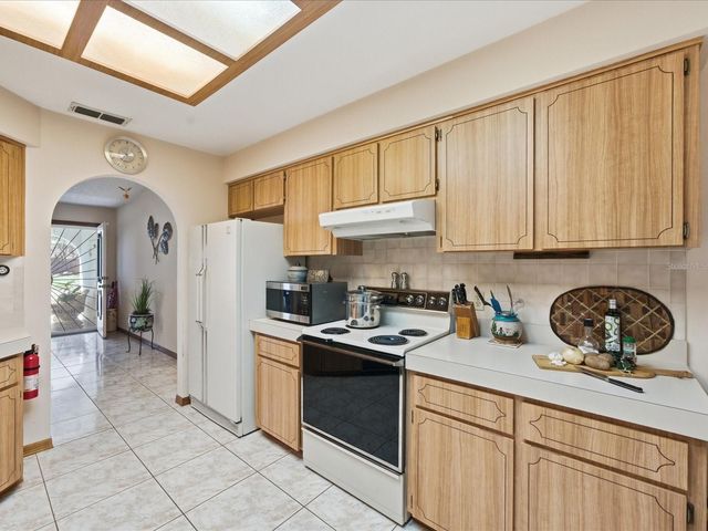 4298 CRAIGDARRAGH AVENUE, Spring Hill, FL 34606