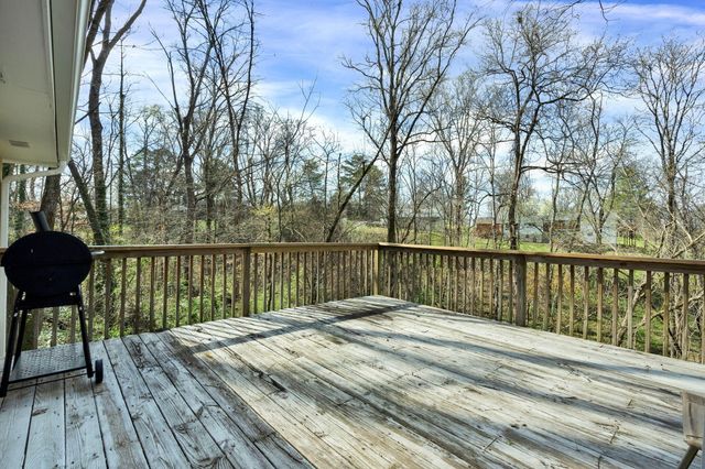 1017 N Sanctuary Road, Chattanooga, TN 37421