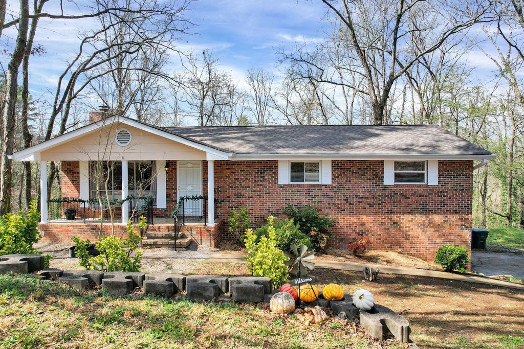 1017 N Sanctuary Road, Chattanooga, TN 37421