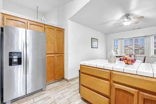 701 12th Avenue, Kingsburg, CA 93631