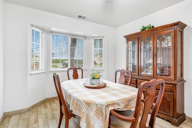 701 12th Avenue, Kingsburg, CA 93631