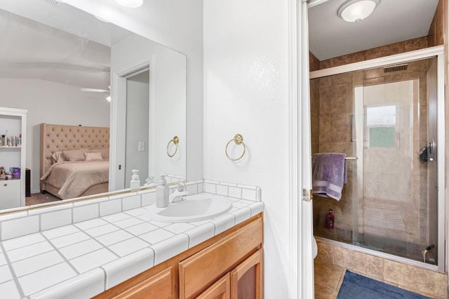 701 12th Avenue, Kingsburg, CA 93631