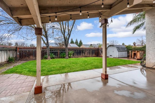 701 12th Avenue, Kingsburg, CA 93631