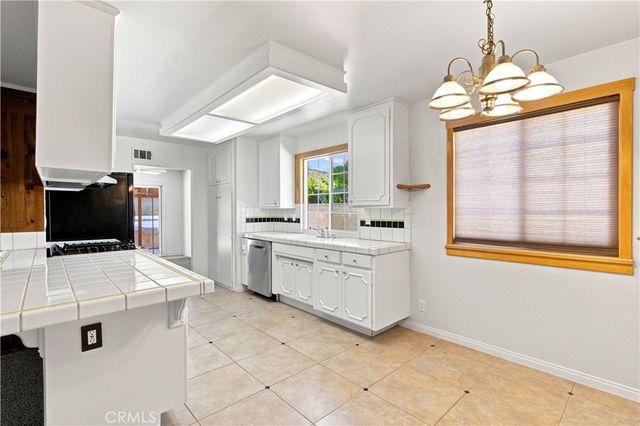 5716 Katherine, Simi Valley, CA 93063