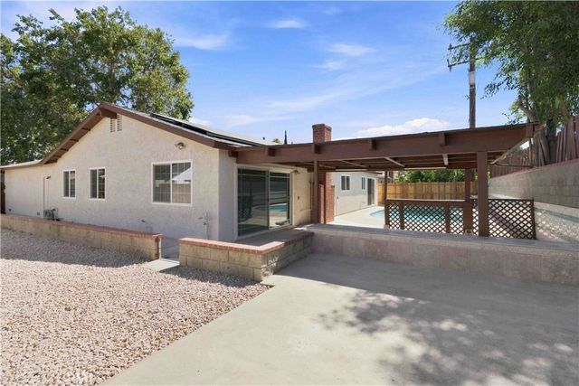 5716 Katherine, Simi Valley, CA 93063
