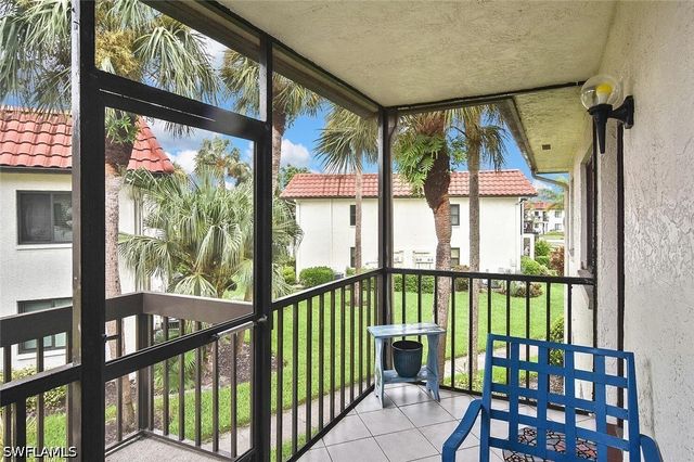 4309 27th CT SW 202, Naples, FL 34116