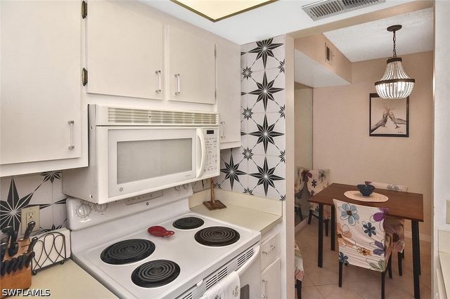4309 27th CT SW 202, Naples, FL 34116