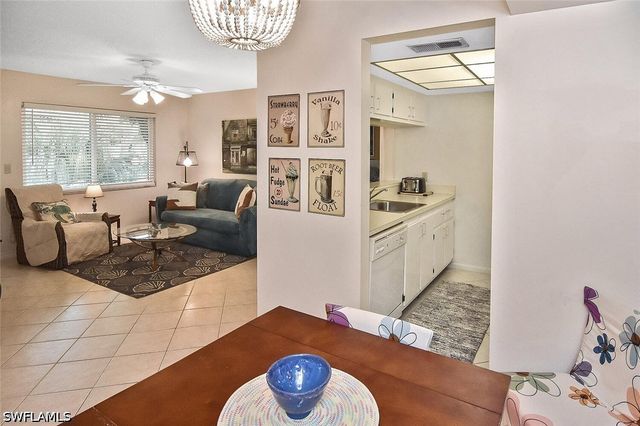 4309 27th CT SW 202, Naples, FL 34116