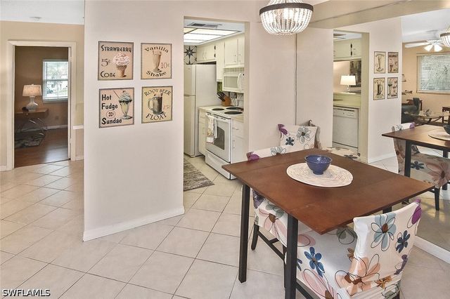 4309 27th CT SW 202, Naples, FL 34116