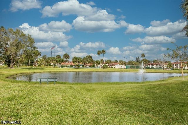 4309 27th CT SW 202, Naples, FL 34116