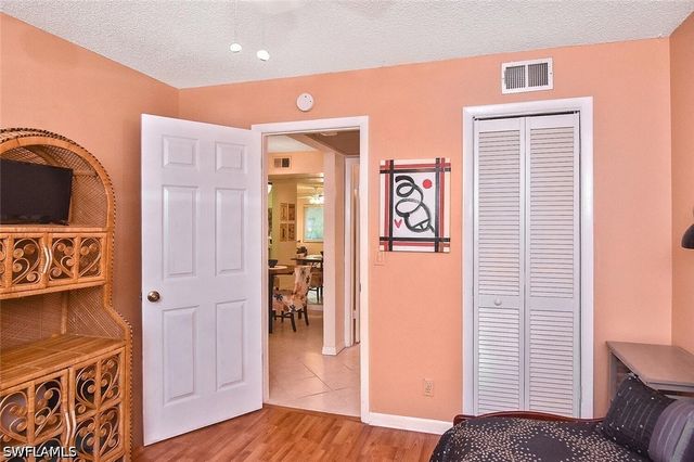 4309 27th CT SW 202, Naples, FL 34116