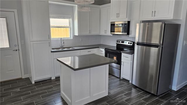 2904 Links Drive, Edinburg, TX 78542