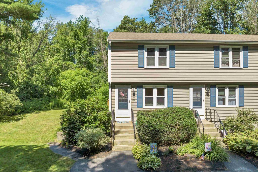 25A Hampton Road #B4, Exeter, NH 03833