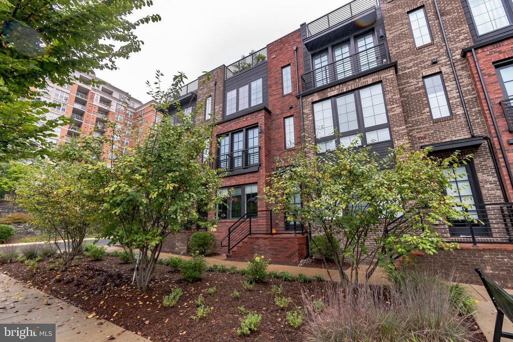 11732 PAYSONS WAY, Reston, VA 20191