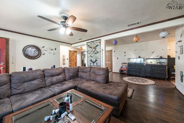 1928 PAWHUSKA DRIVE, Wichita Falls, TX 76309