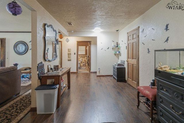 1928 PAWHUSKA DRIVE, Wichita Falls, TX 76309