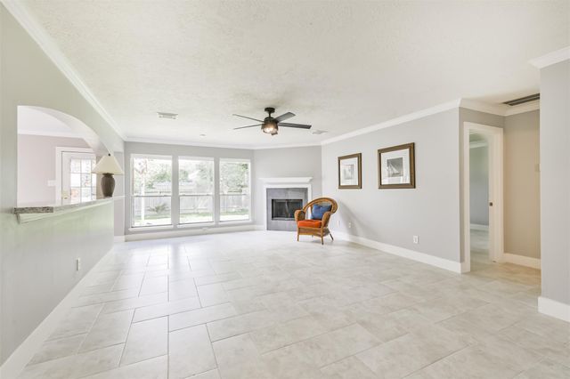 1623 Stonehaven Village Circle, Spring, TX 77386