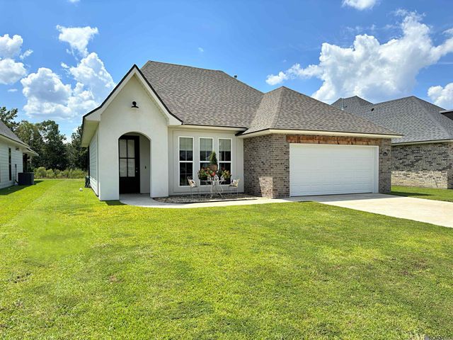 10445 Highland Lakes, Denham Springs, LA 70726