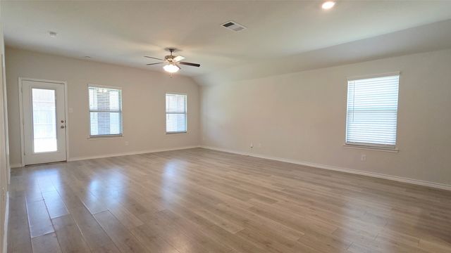 266 Canyon Crest Way, Royse City, TX 75189