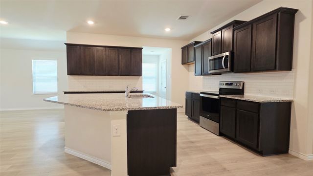 266 Canyon Crest Way, Royse City, TX 75189