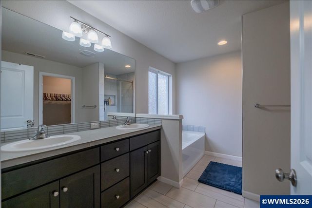 2850 Nautilus Av NW, Salem, OR 97304