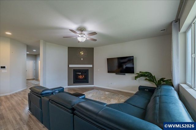 2850 Nautilus Av NW, Salem, OR 97304