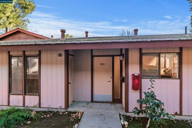 238 Camelback Rd, Pleasant Hill, CA 94523