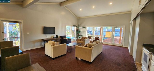 238 Camelback Rd, Pleasant Hill, CA 94523