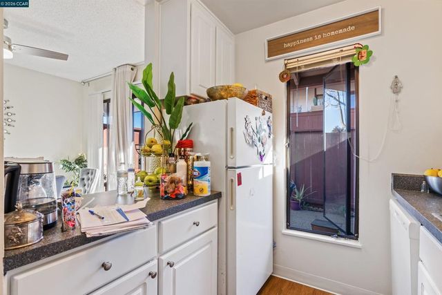 238 Camelback Rd, Pleasant Hill, CA 94523