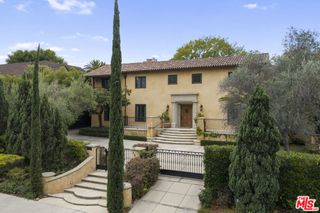 305 S June Street, Los Angeles, CA 90020