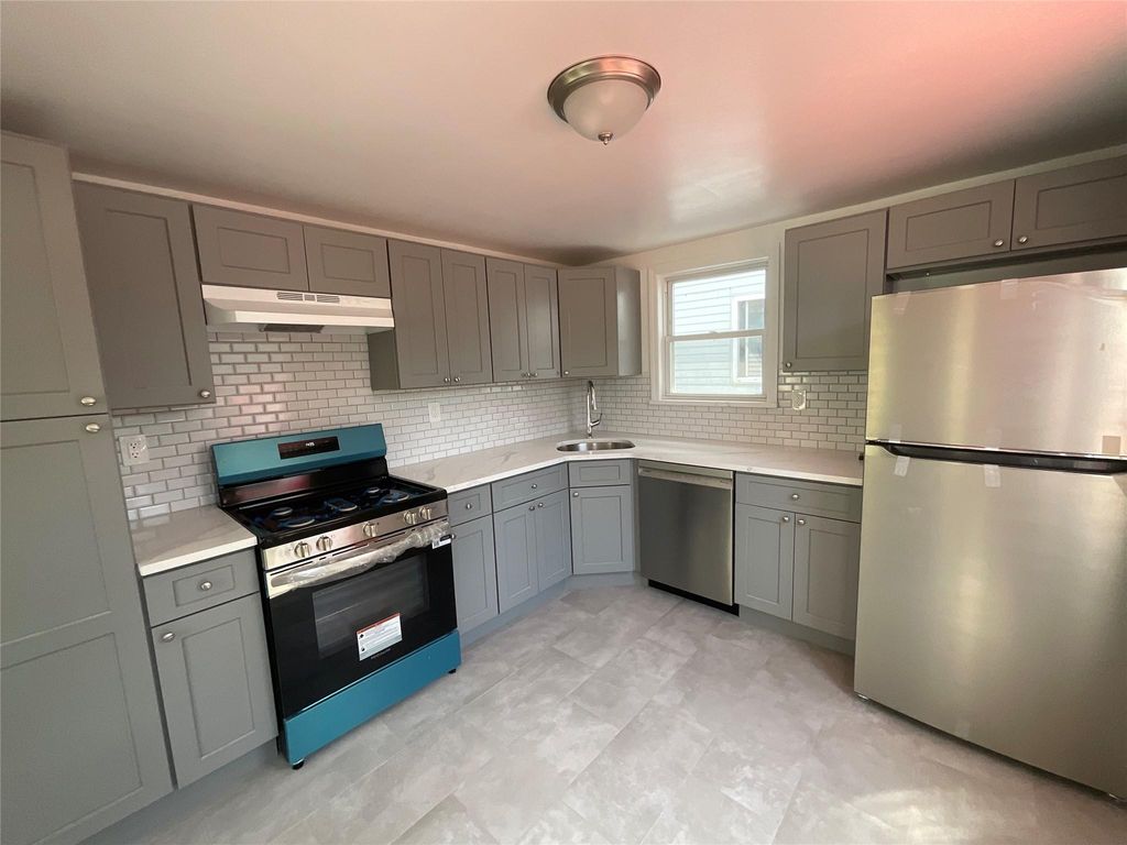 663 Nasby Place, Far Rockaway, NY 11691