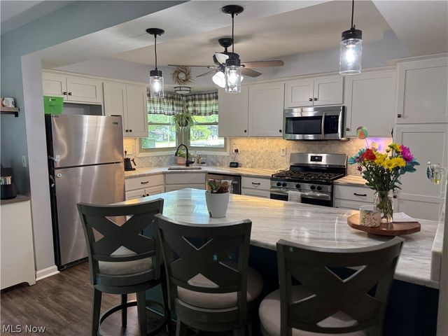 99 Lucy Lane, Northfield, OH 44067