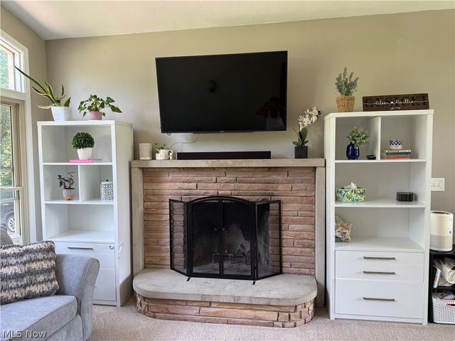 99 Lucy Lane, Northfield, OH 44067