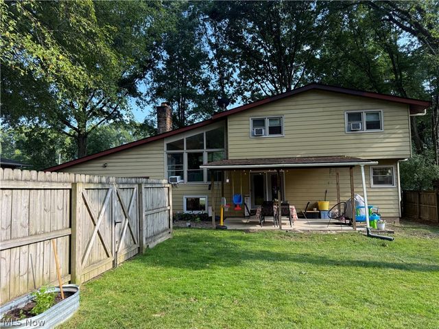 99 Lucy Lane, Northfield, OH 44067