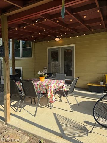 99 Lucy Lane, Northfield, OH 44067
