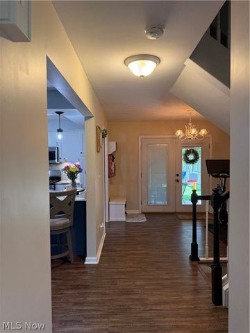 99 Lucy Lane, Northfield, OH 44067