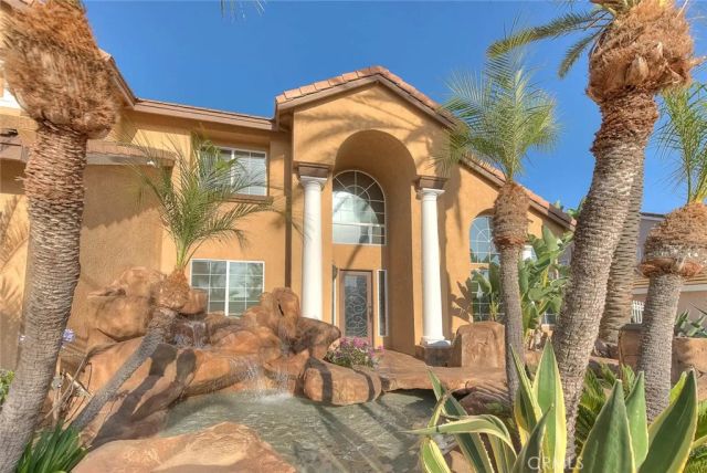 2383 Pacer, Norco, CA 92860