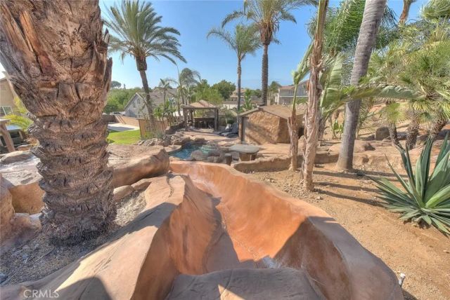 2383 Pacer, Norco, CA 92860